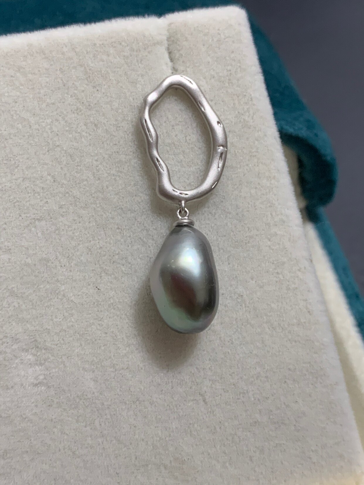 珍珠耳环孤品野生大溪海水keshi无核耳坠黑珍珠耳饰