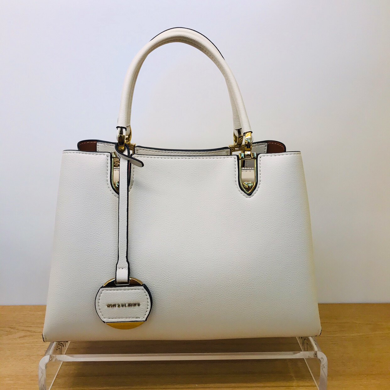 omiclassic新品欧米11202t20371h01金属扣饰拉链手提单肩通用款女包