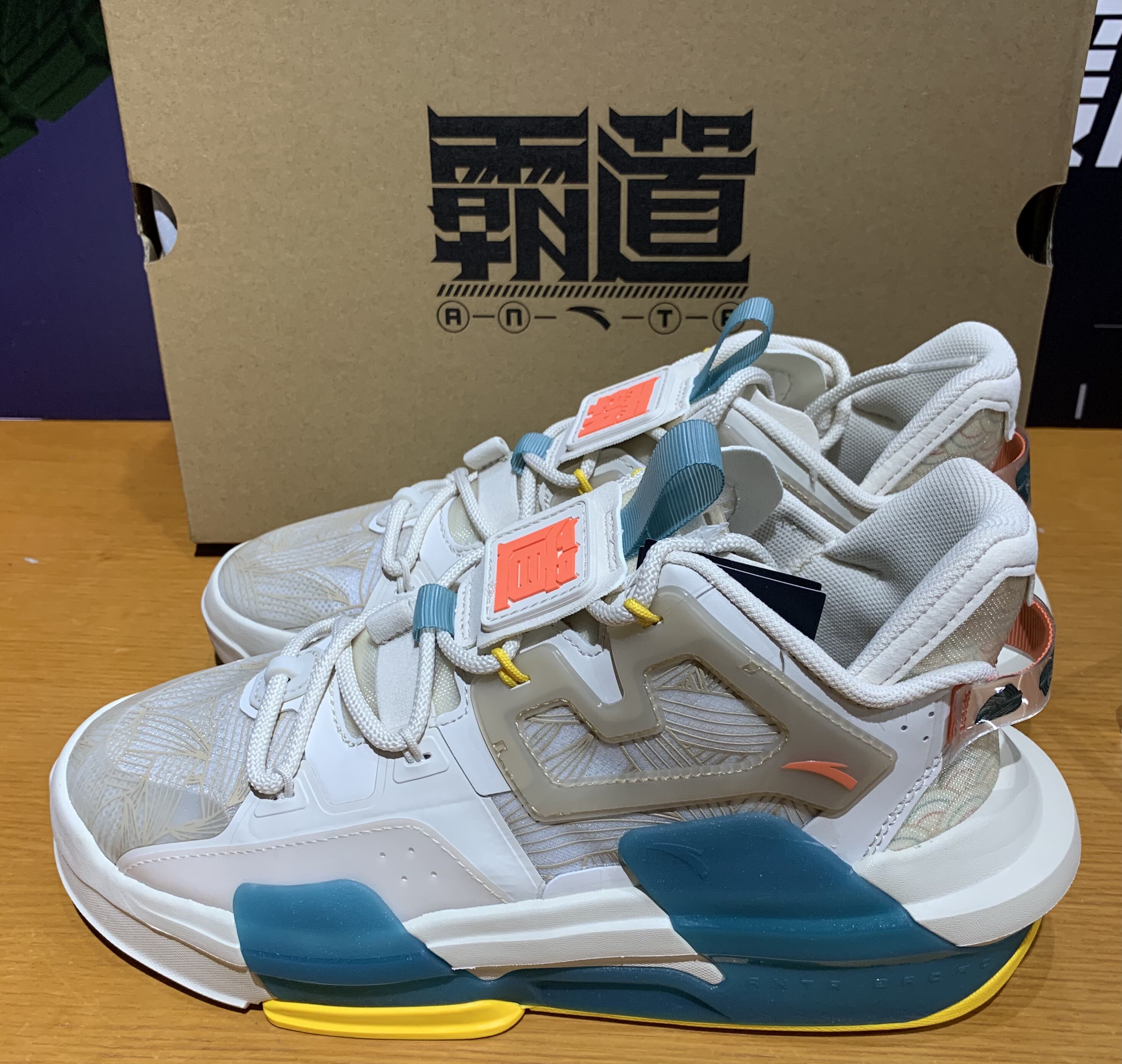 霸道安踏低帮休闲鞋王一博联名限量112138081板鞋