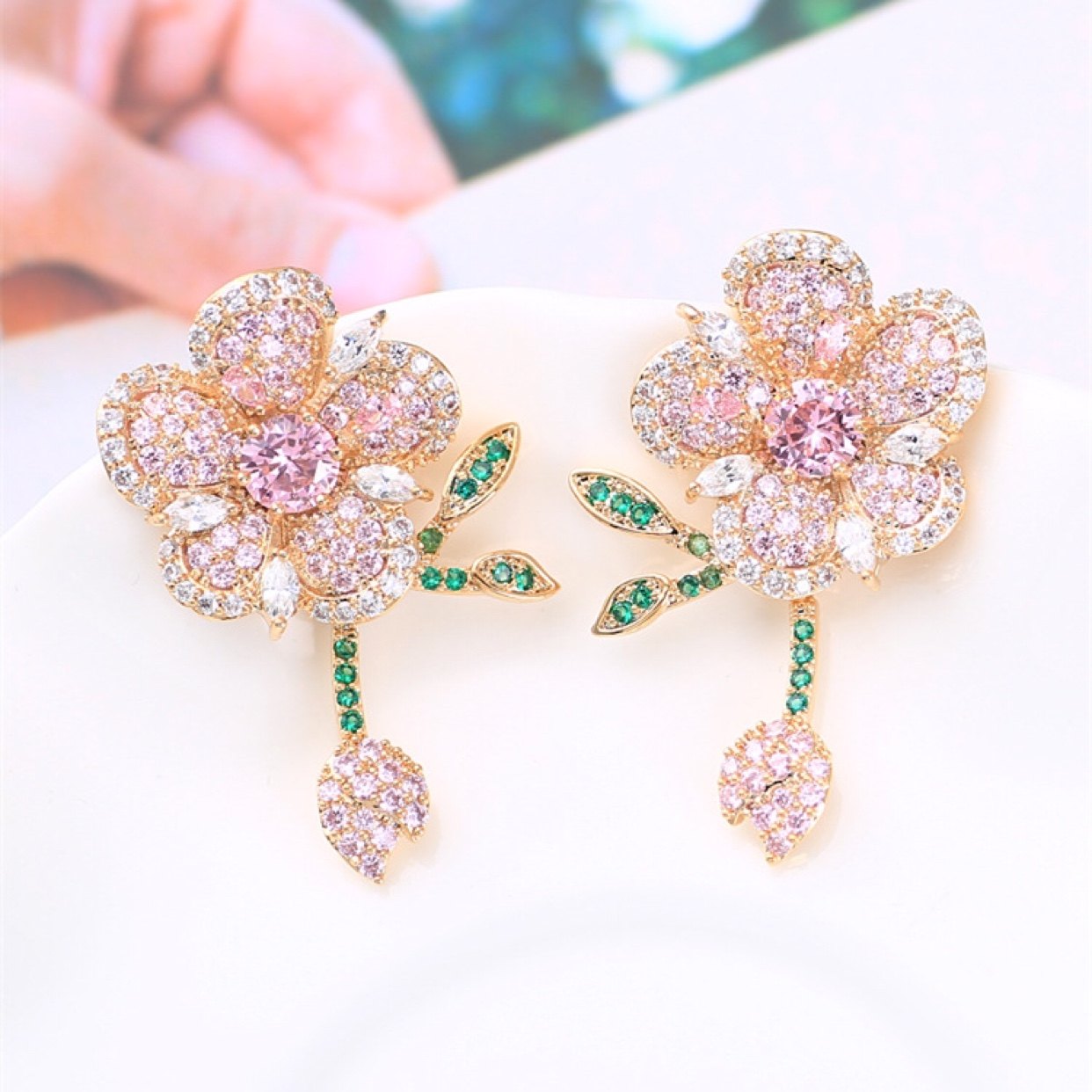 耳环lbos洛宝新款创意花朵欧美轻奢锆石时尚耳环