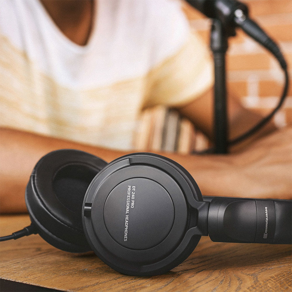 beyerdynamic拜雅dt240pro录音监听便携头戴耳机声带行货游戏电竞头戴