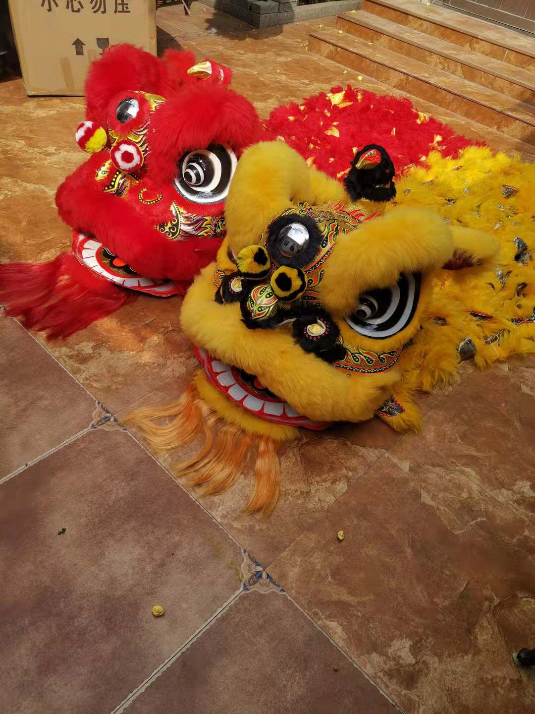 舞狮醒狮花布被醒狮道具羊毛醒狮佛山醒狮专业醒狮澳洲竹编羊毛