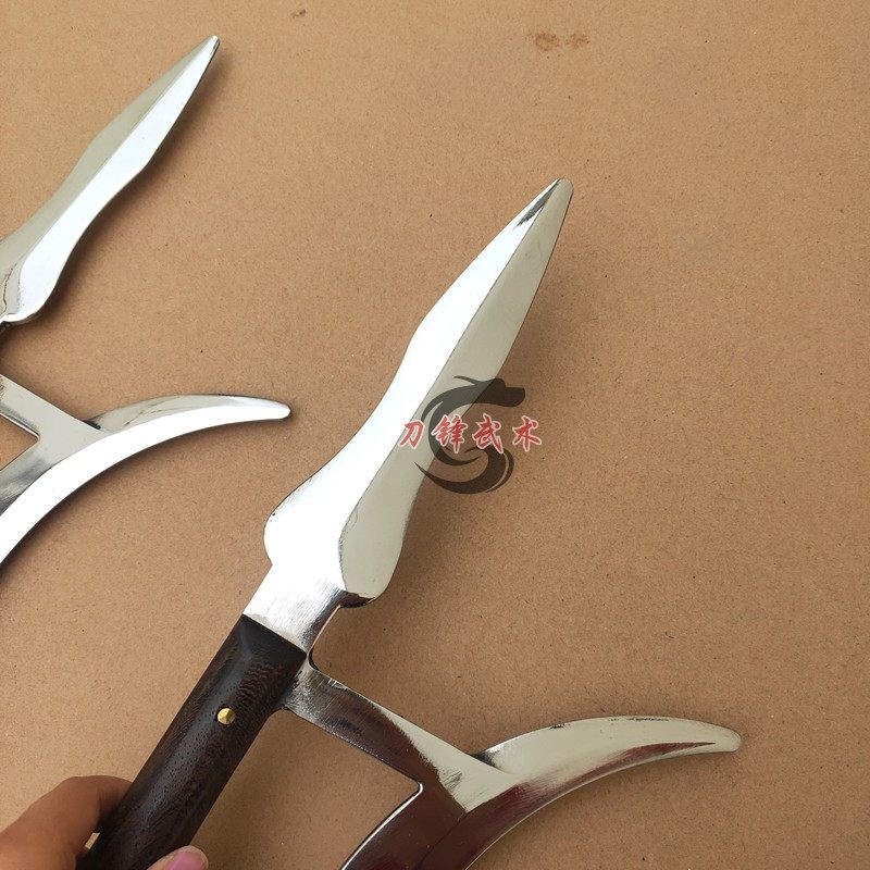 送包不锈钢护手高档虎头表演双钩月牙武术器械更多武术装备