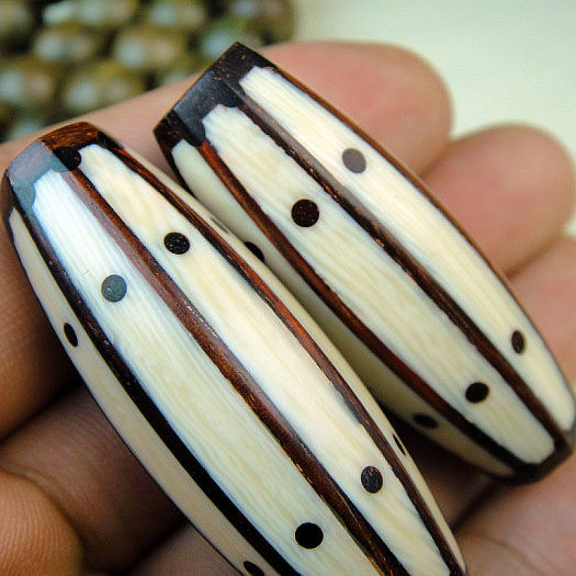 印度小叶叶紫檀木骨片鼓型天珠文玩精品工艺品项坠