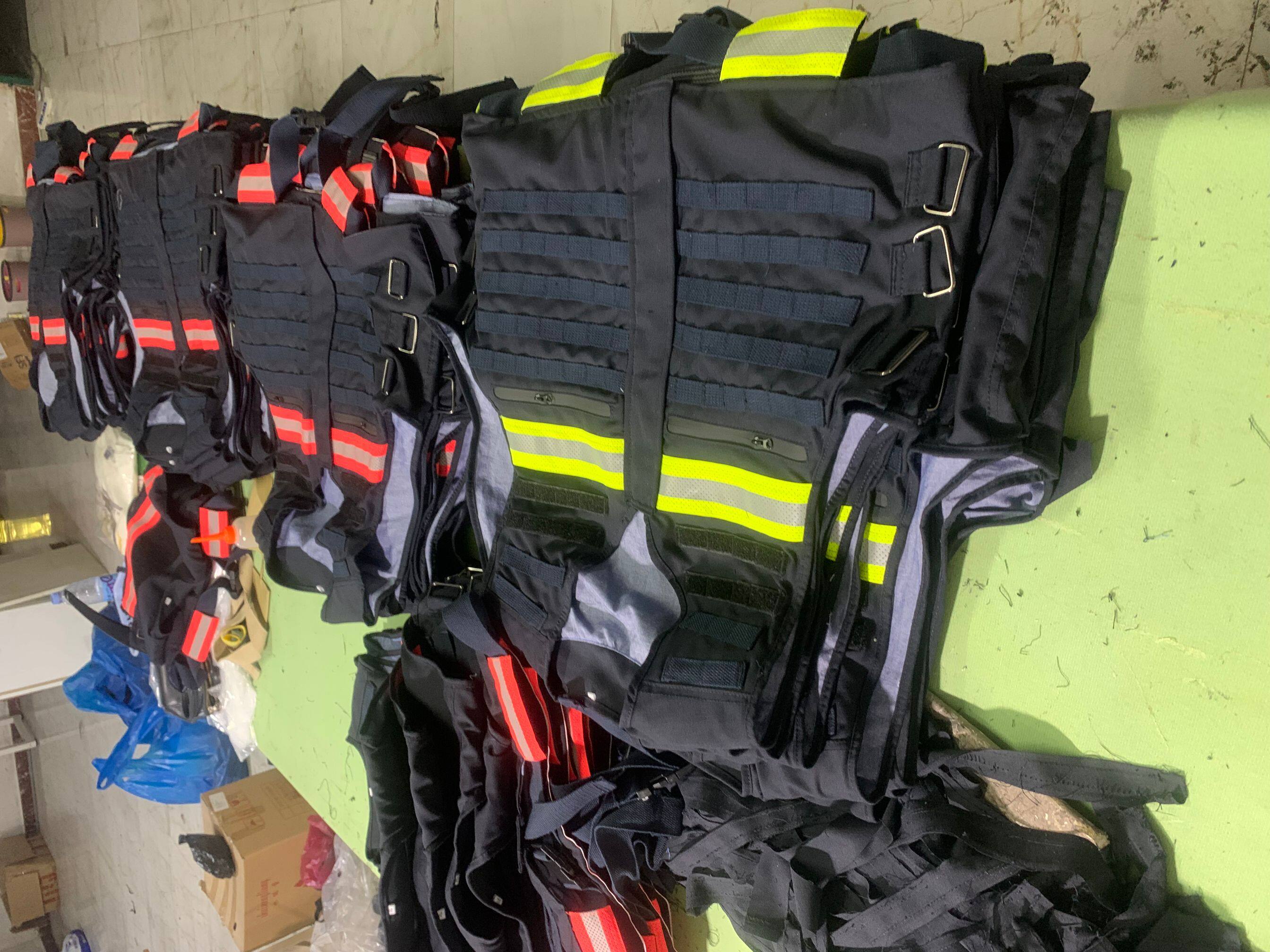 青岛消防马甲通讯背心应急通信保障卡其棕色阻燃背心