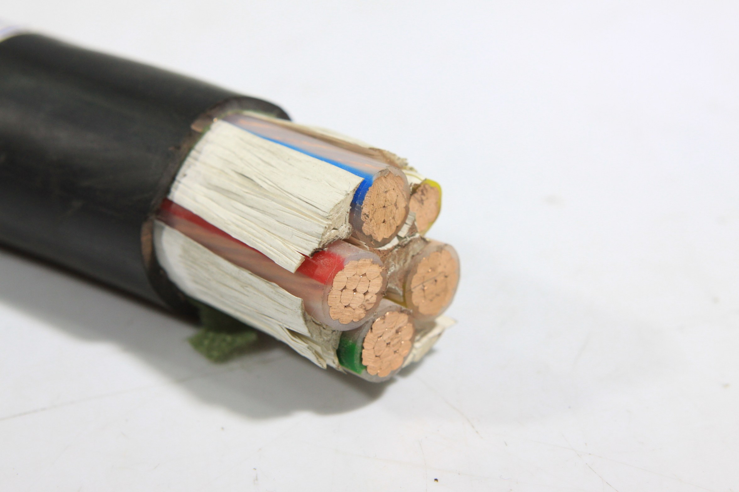 起帆电线yjv电力电缆yjvr2x16平方国标动力纯铜护套线