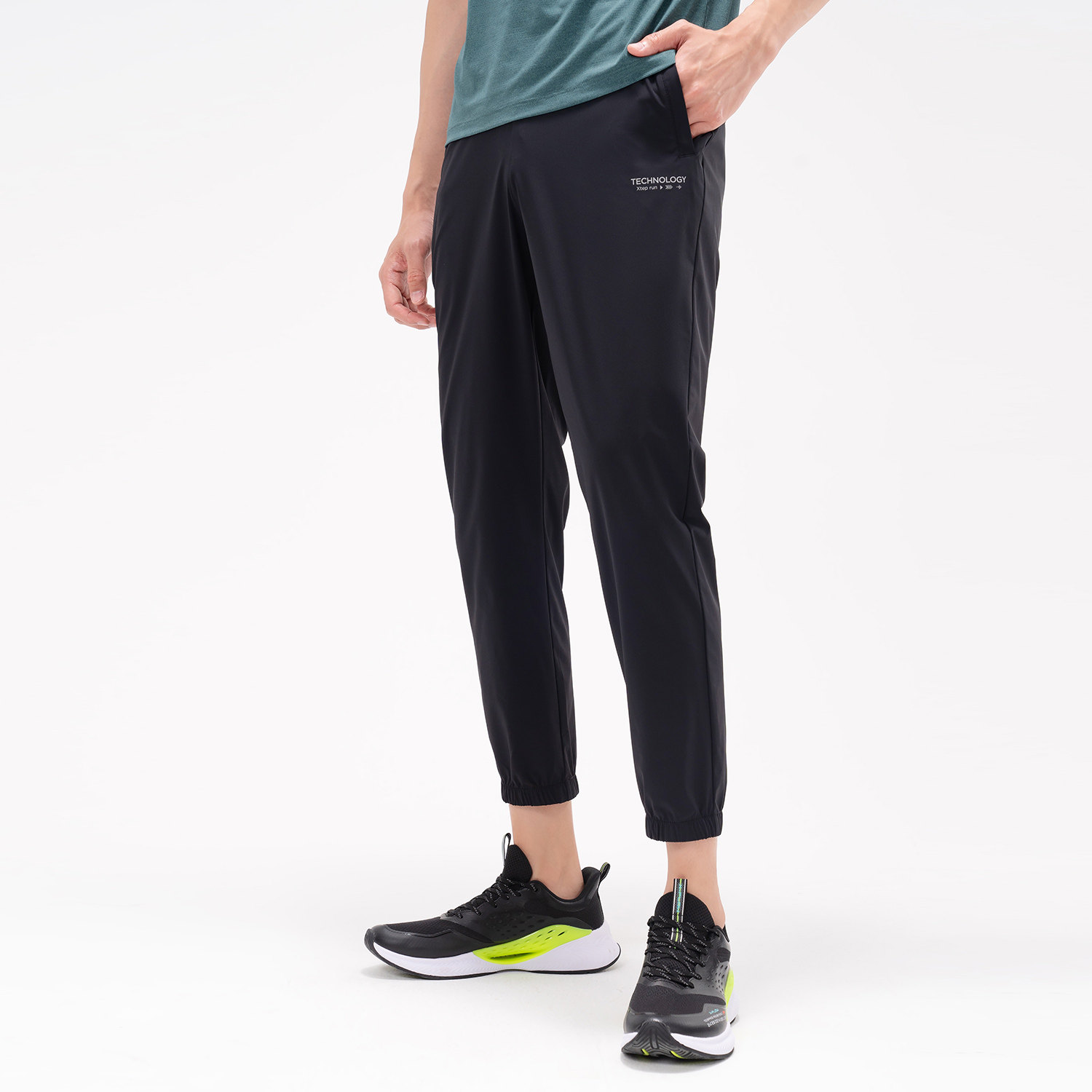 特步运动男裤2021夏季新款弹力休闲裤梭织九分运动长裤