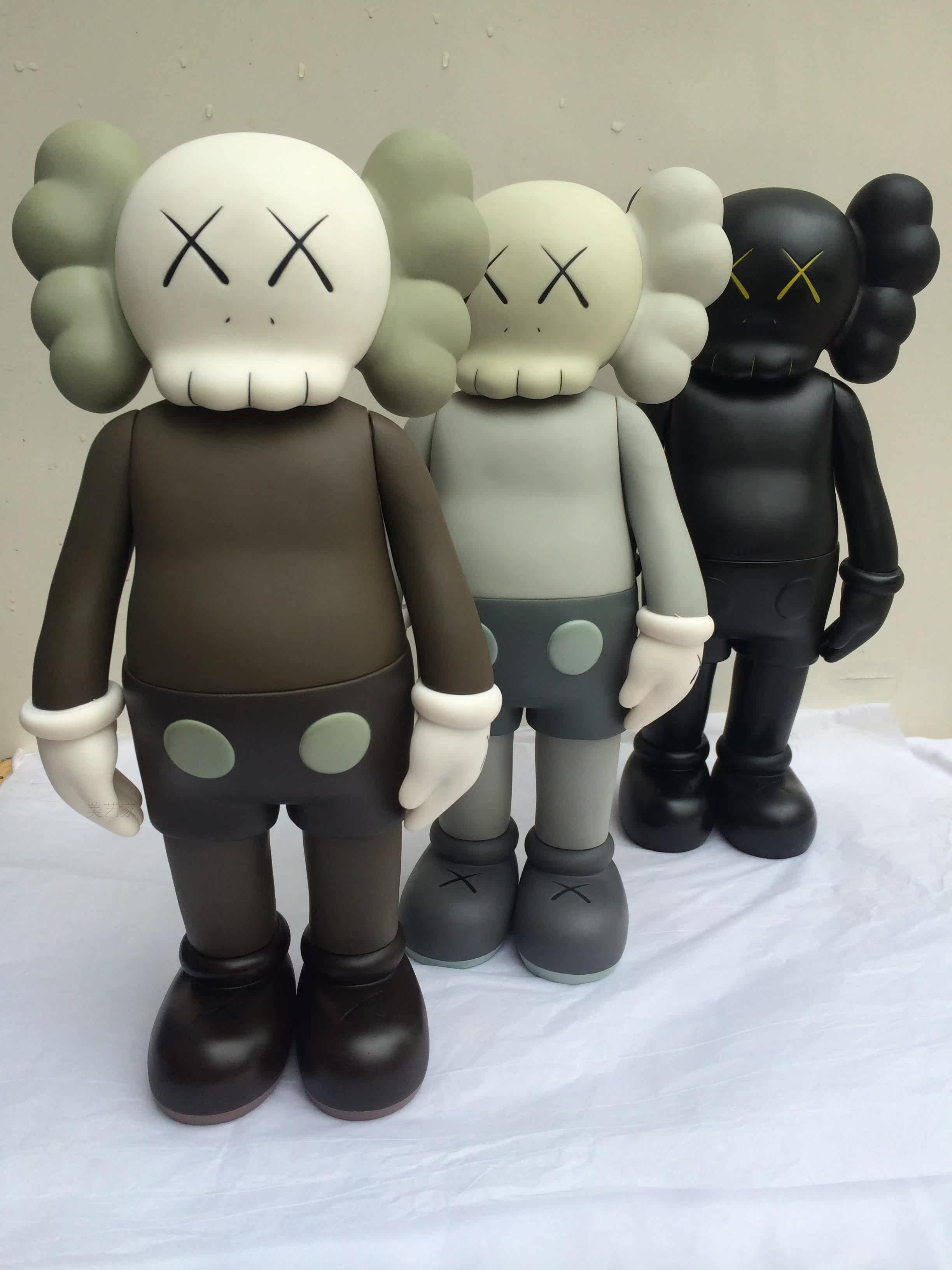 kaws设计师公仔originalfake16寸原型companion5yl years later潮