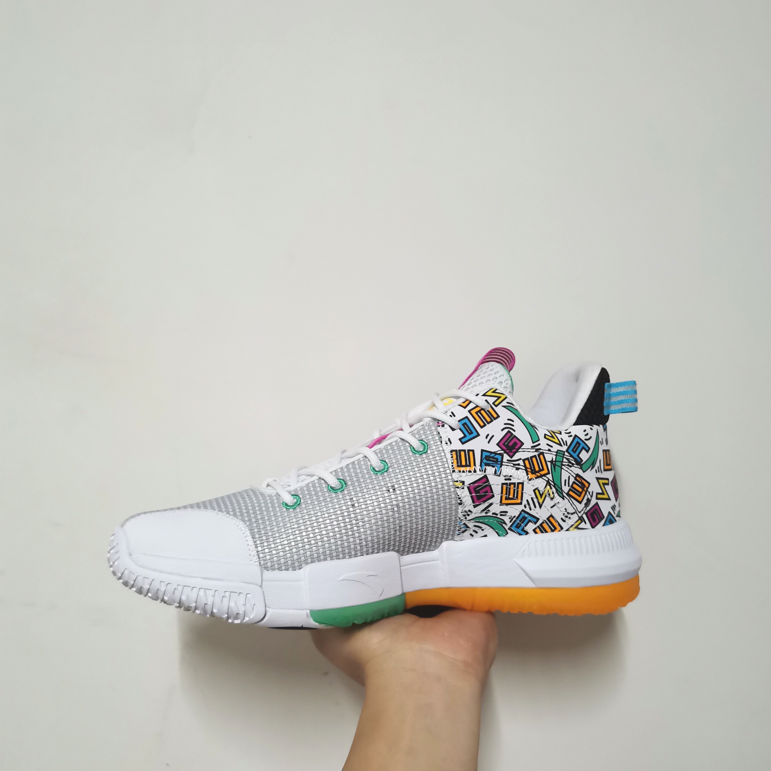 安踏轻狂2代篮球球鞋2021春夏季新款低帮实战篮球鞋