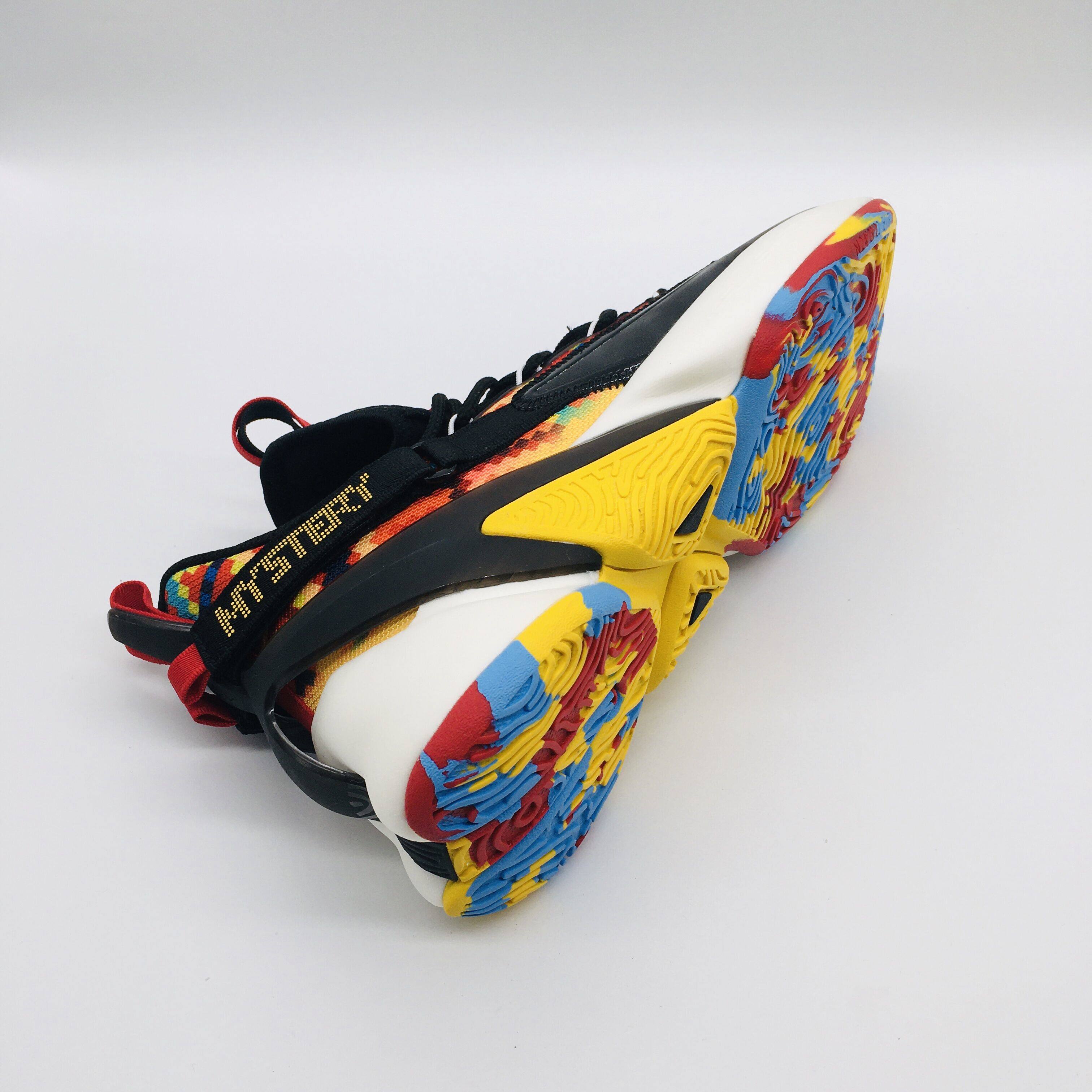 安踏篮球鞋男ufo异形2代2020春款低帮闪能要疯5代战靴112011618