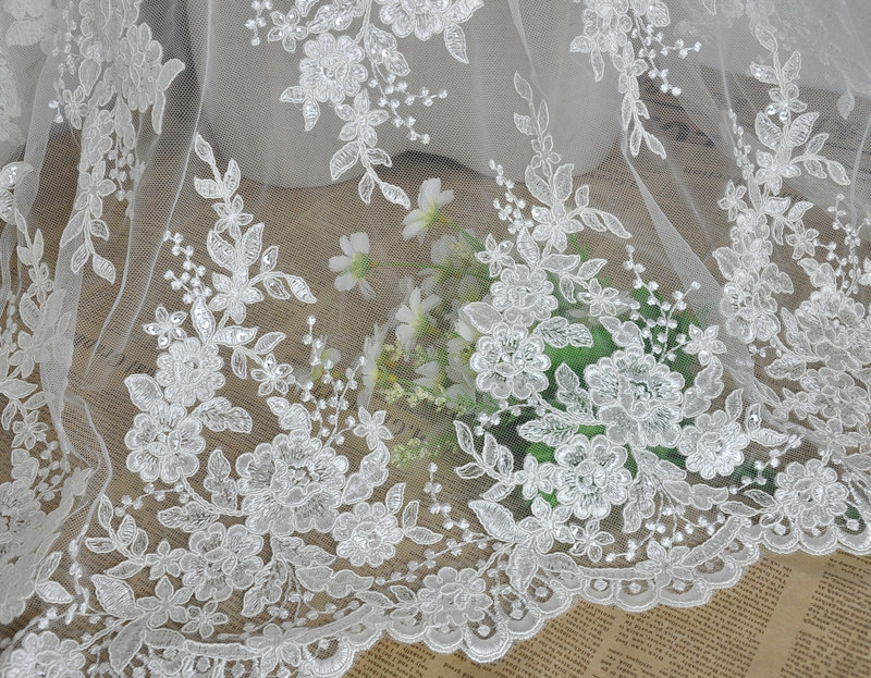 亮片白色车骨婚纱面料双边对称网纱骨线加亮海绵垫