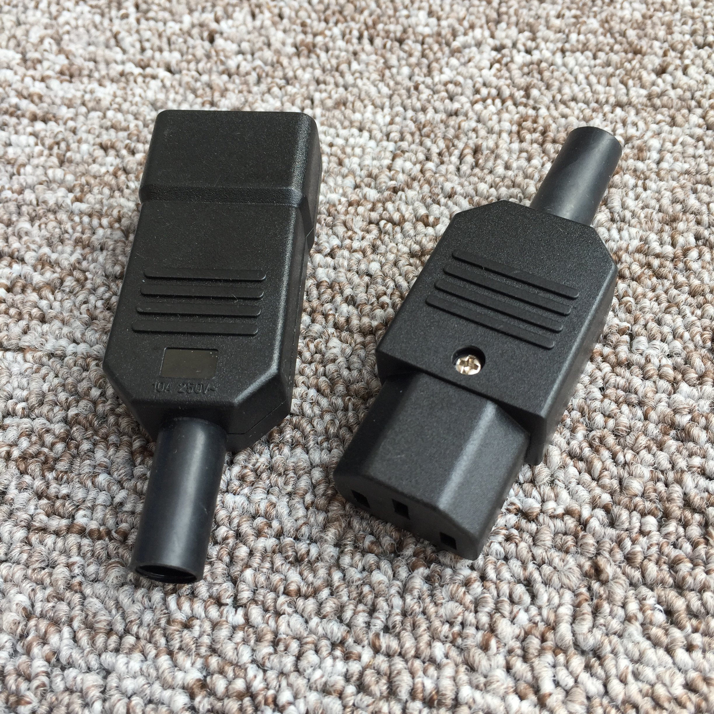 品字电源线接头公母延长线对接转接头c13c14转换插头