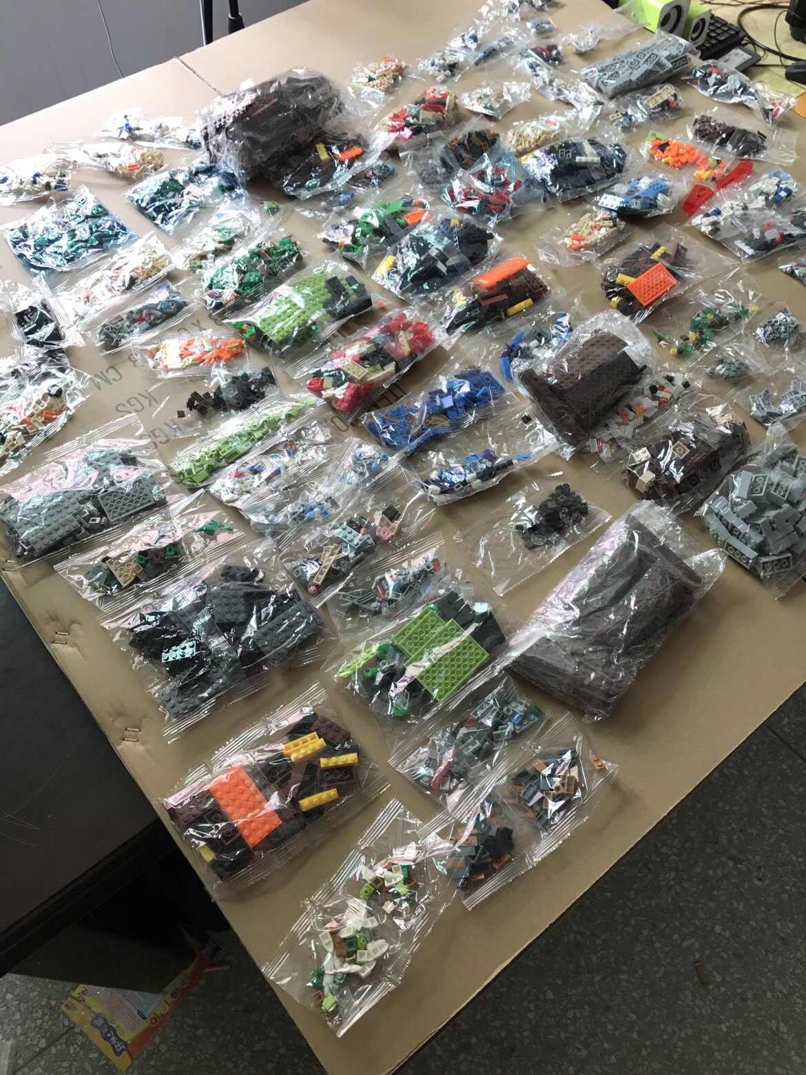 乐高积木小颗粒兼容散件益智拼装玩具按斤称称斤散件零件