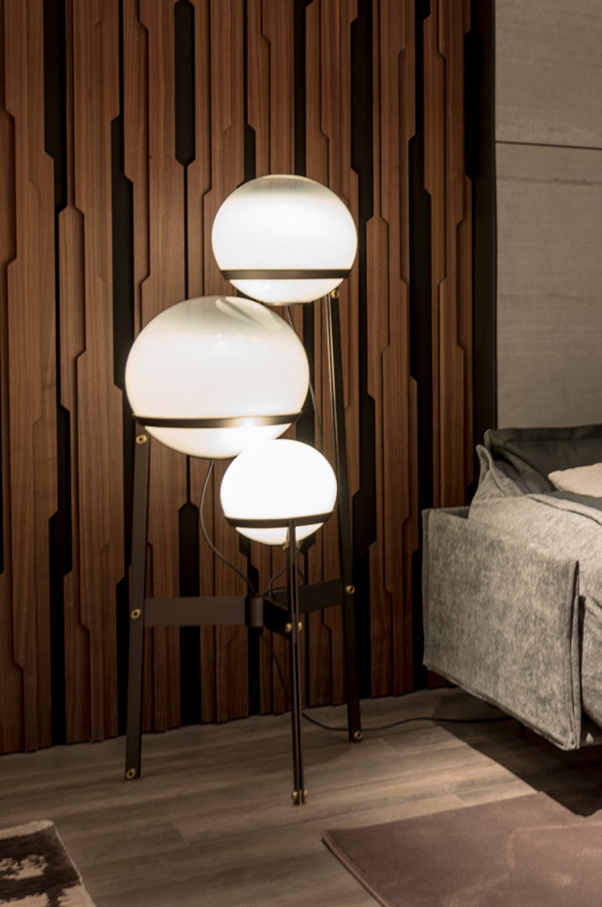 北欧创意客厅卧室书房地灯设计师样板房个性艺术落地灯