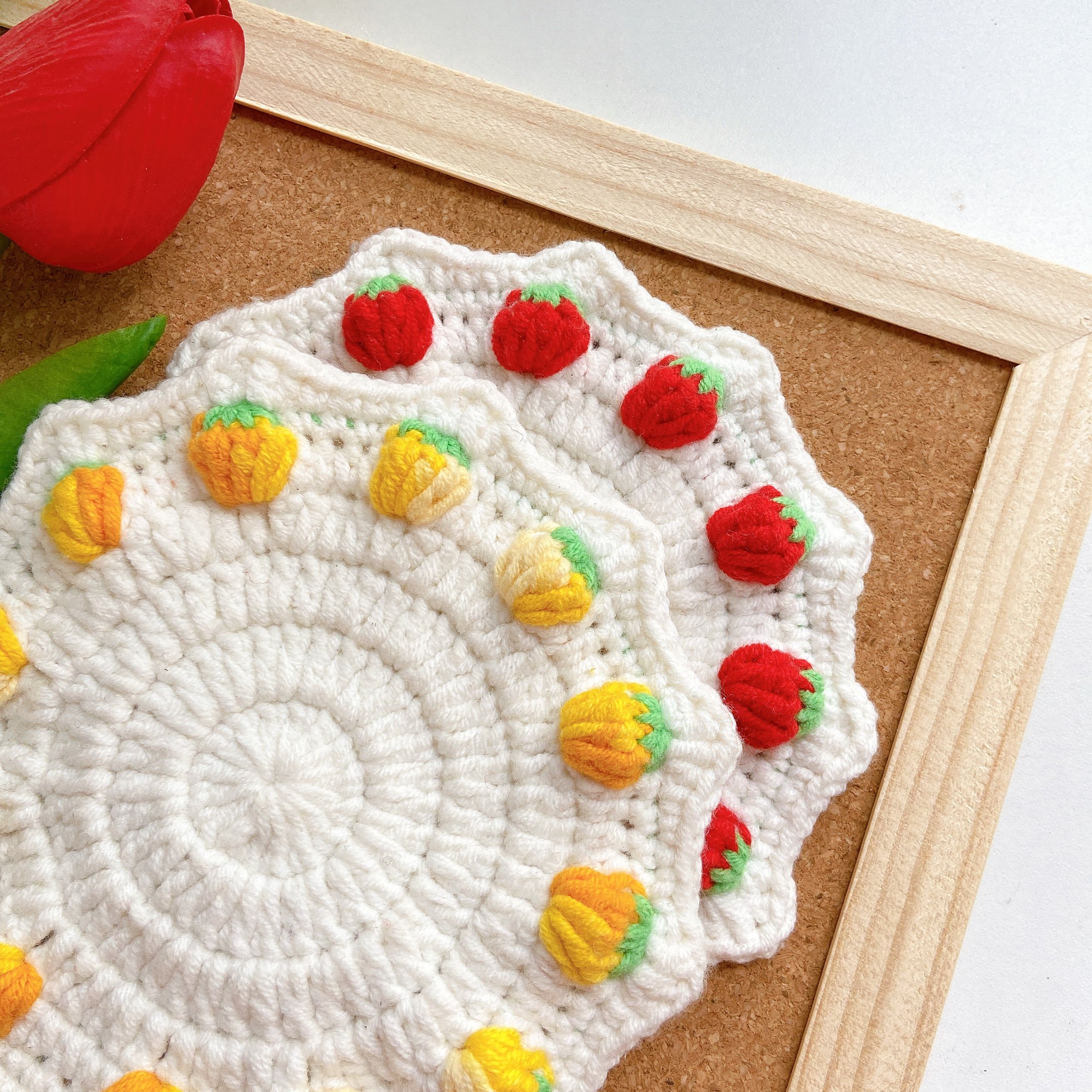 钩针编织毛线diy草莓杯垫隔热材料牛奶孕期毛线