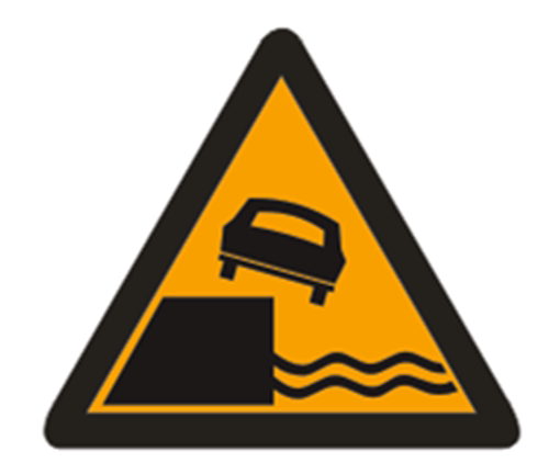 交通交通标志标志牌三角牌十字路口当心注意路面高突慢事故安全标志