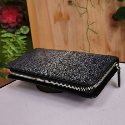 手包真皮竖款钱包大容量魔鬼鱼皮男包手抓包珍珠珍珠