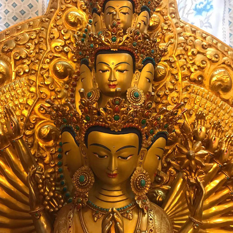 藏传佛教尼泊尔千手观音佛像纯铜鎏金供奉家用观世音菩萨摆件