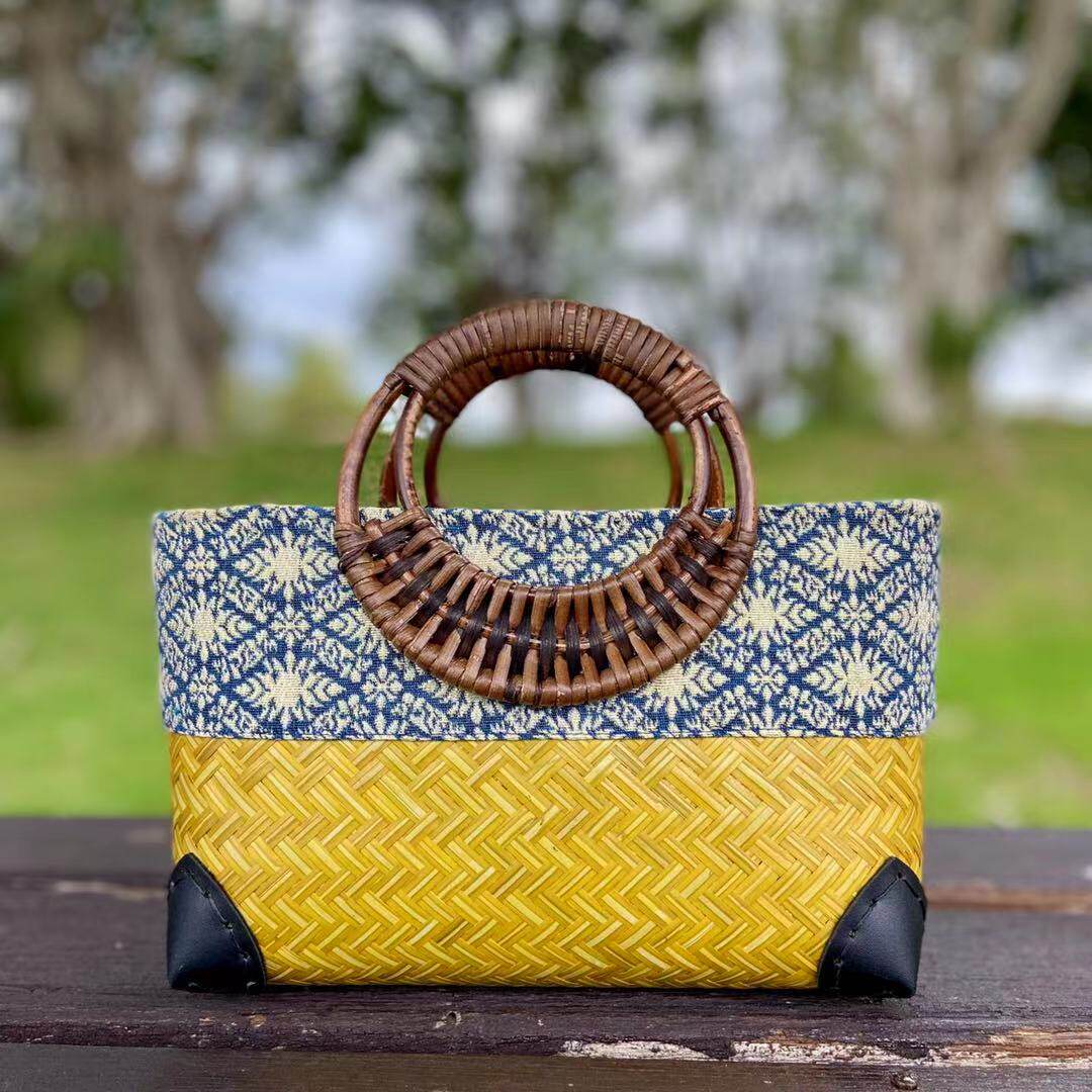 泰国休闲沙滩包沙滩编织大容量旅游竹编包休闲草编通用款女包