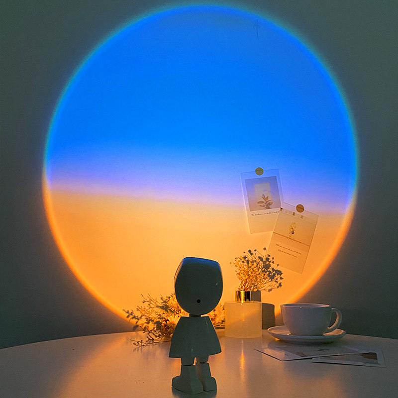 机器人日落灯破晓灯宇航员小夜灯女生害羞夕阳氛围小夜灯