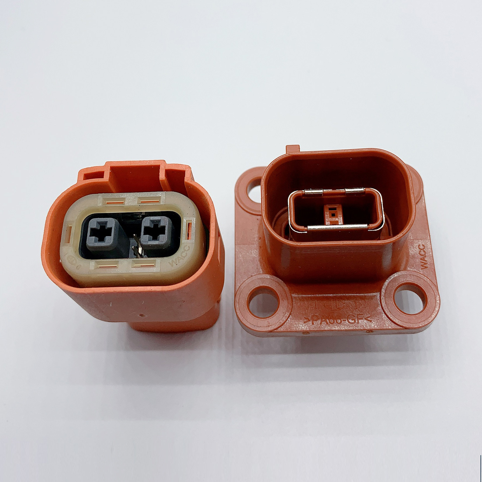 新能源汽车插头1587819-1电动汽车专用接插件塑壳连接器