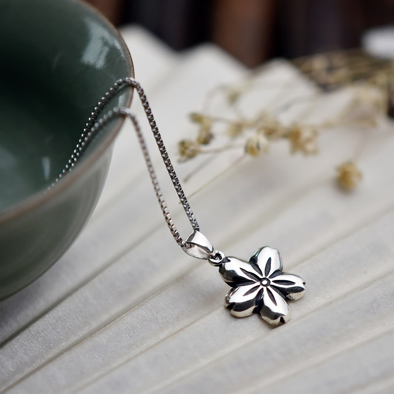 艺圃原创设计s925银錾刻樱花吊坠锁骨链女项链项坠