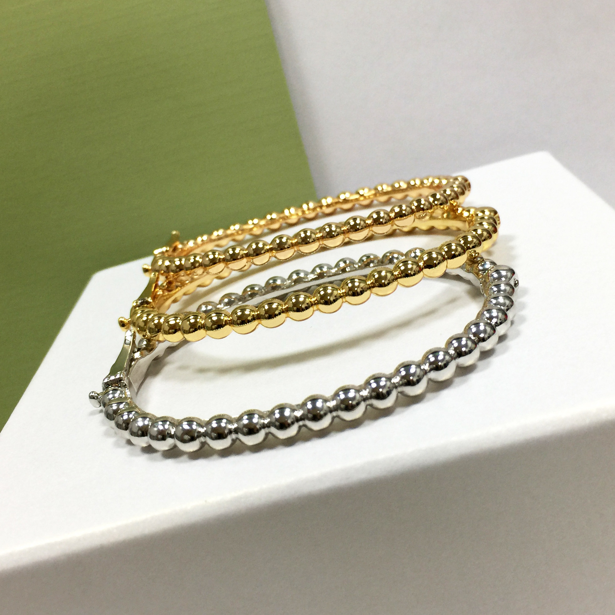 手镯电镀18k金镶钻镶钻宽窄万花筒四叶草满钻签名手镯