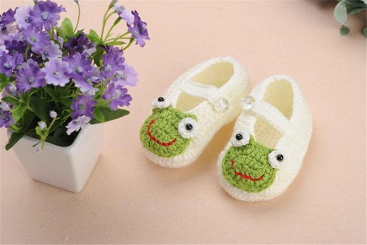 手工针织婴儿鞋宝宝毛线新品初生生儿童鞋猫头儿童汉服鞋