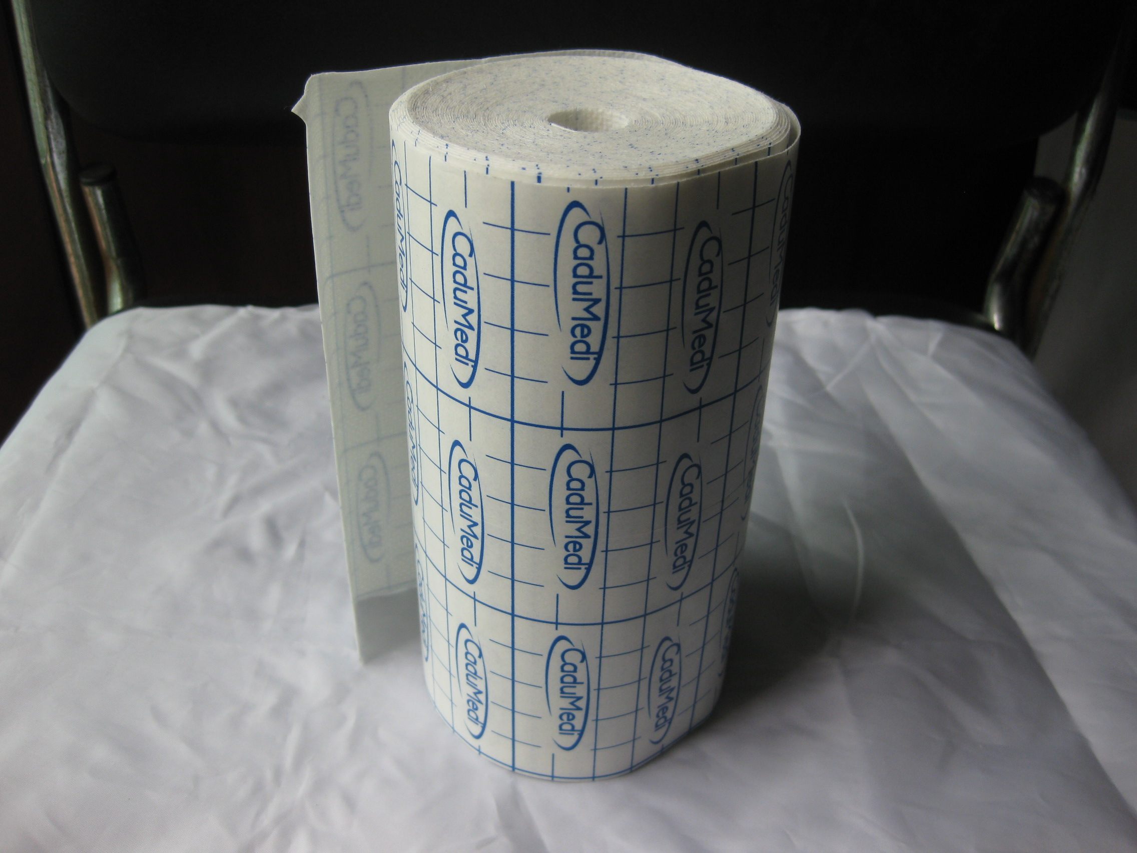 敷贴自裁膏药贴布水刺无纺布胶带胶布透气自粘运动紧急用品