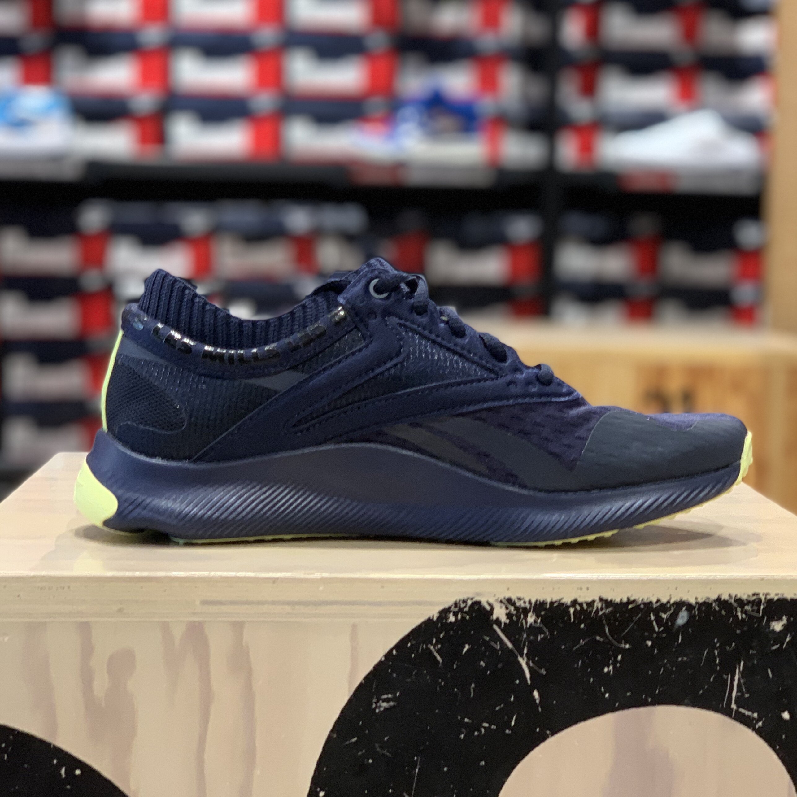 reebok锐步男子2021新款莱美综合健身活力运动综合训练鞋