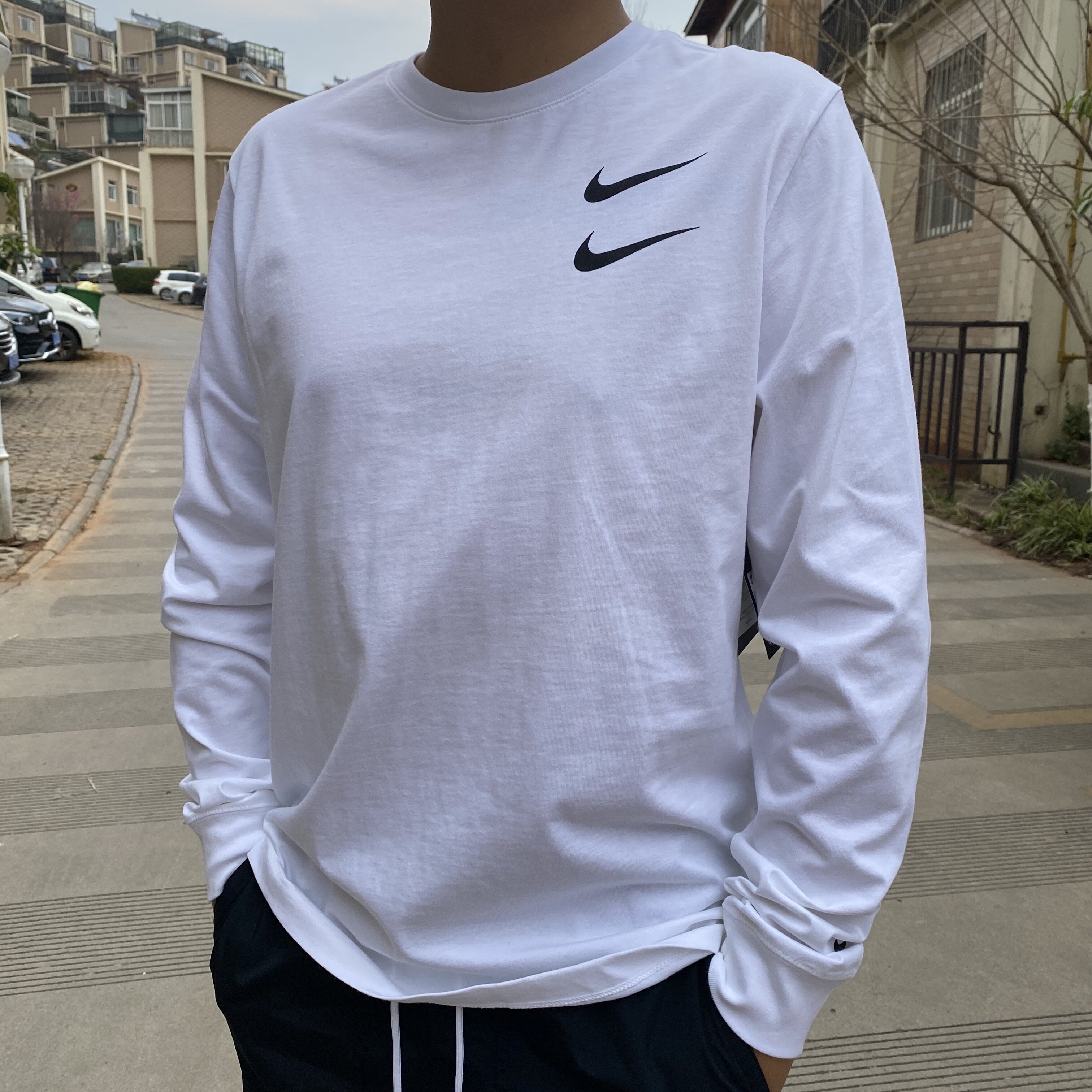nike耐克swoosh双勾纯棉休闲长袖卫衣套头恤衫运动t恤