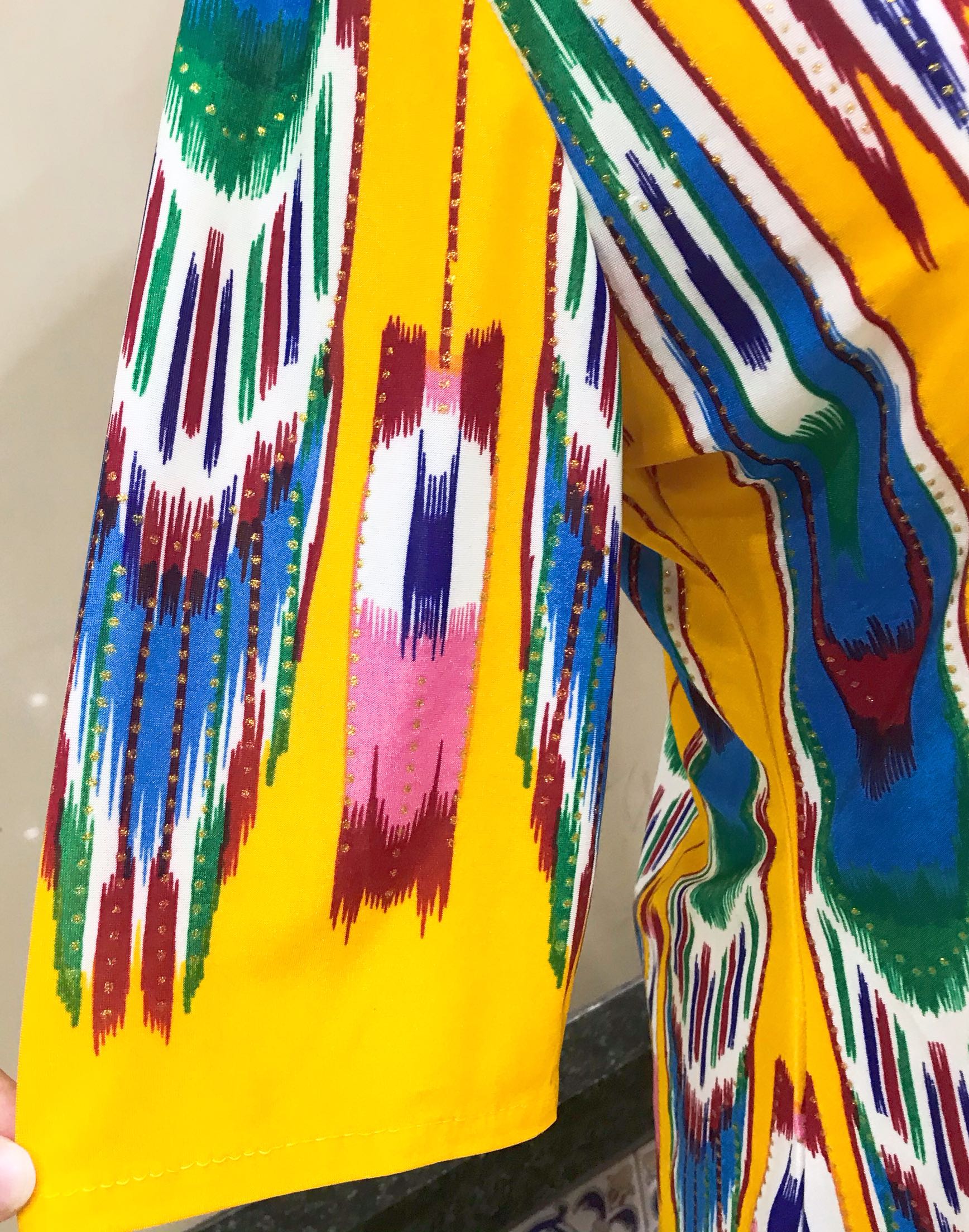 新疆民族服装舞台衣服练功新款短袖艾德德莱斯广场舞民族服装