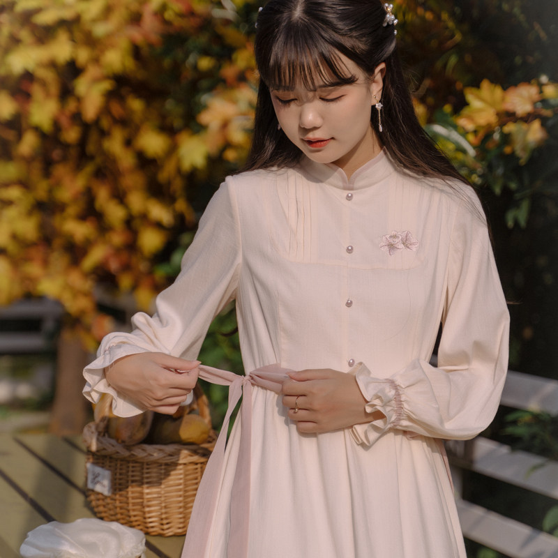 川黛时光花中眠复古文艺民国风立领连衣裙蝴蝶结系带收腰裙子