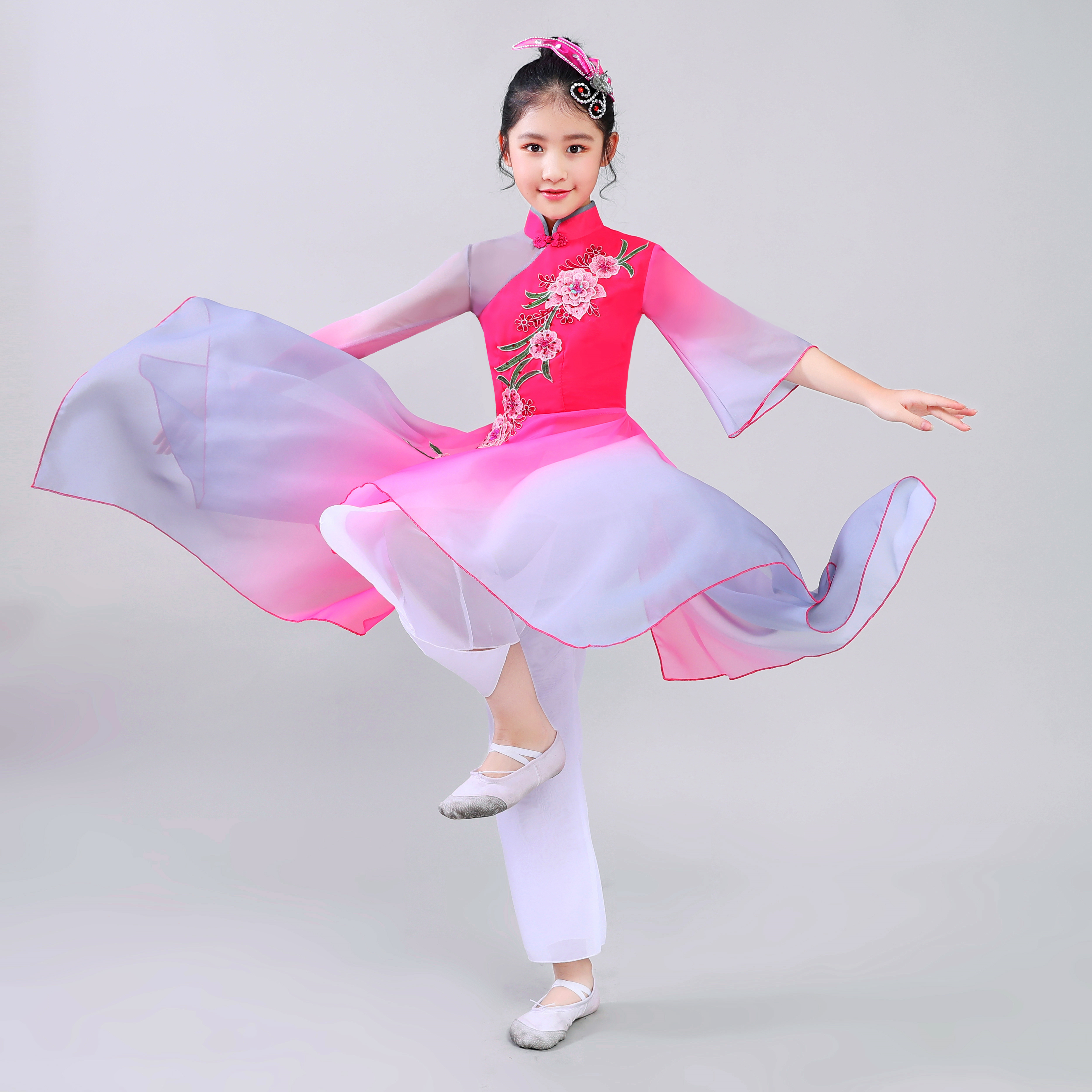 新款古典秧歌演出服儿童六一扇子舞伞左手指月儿童演出服