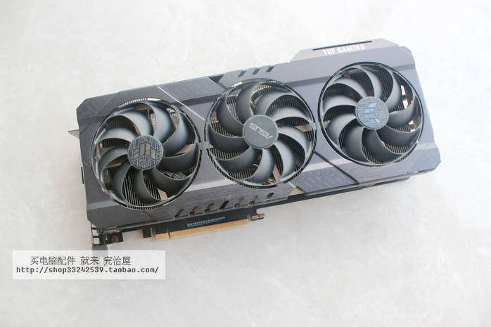 华硕tufrtx3060o12g显卡三风风扇金属背板做工显卡