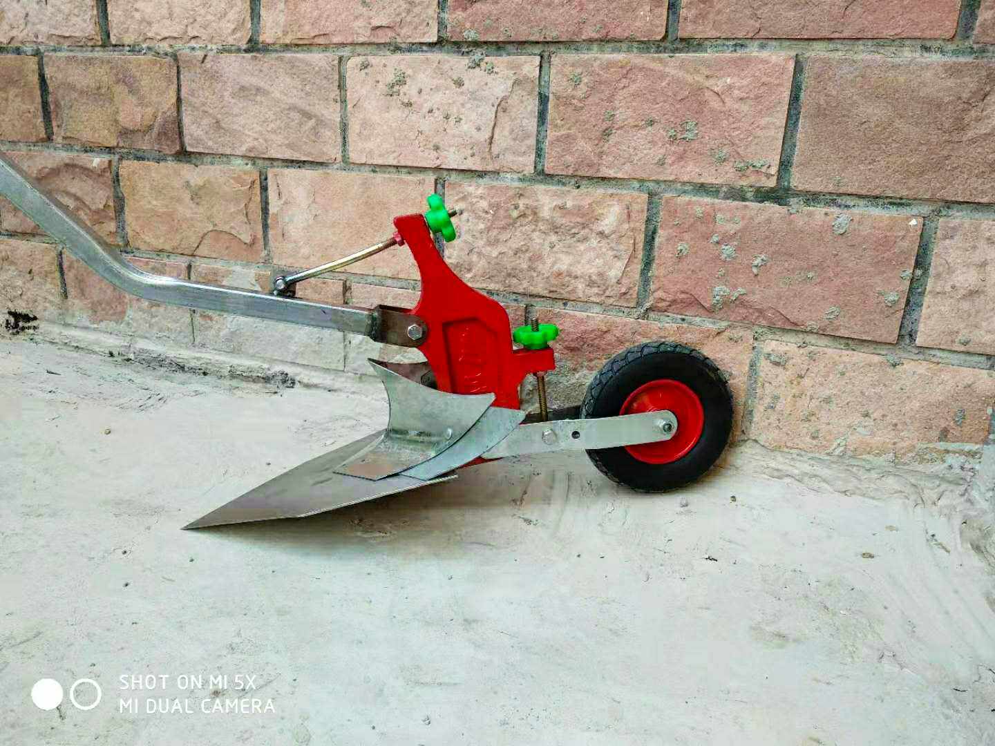 开沟人力力微耕机铧式犁手捞犁手拉犁犁起垄器耕种机械