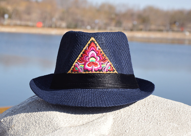 2018新款民族风情侣旅游度假草帽中国国风刺绣遮阳帽帽子