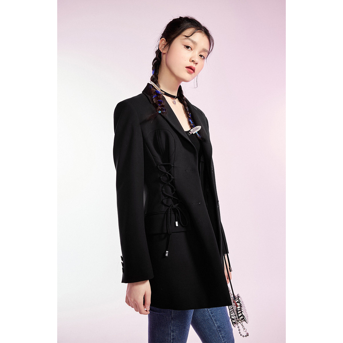 太平鸟绑带收腰西装外套2021春秋秋装新款黑色西装