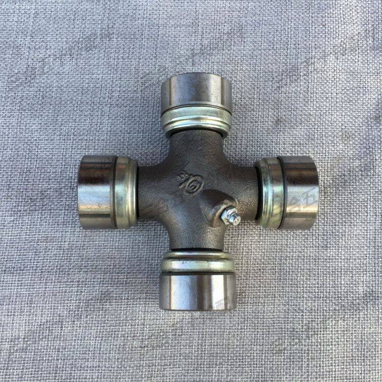 十字传动轴适配五十铃货车700p字节4hk1万向节传动轴