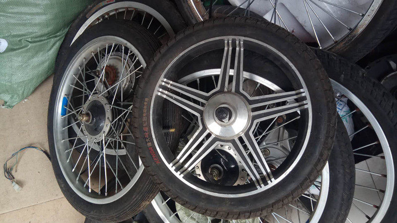 电动二手自行车前轮锂电电动车车前轮组总成14寸更多电动车零