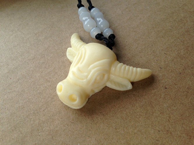 正品保真象牙白牛骨雕刻牛头牛头牌牌子挂件饰品项链