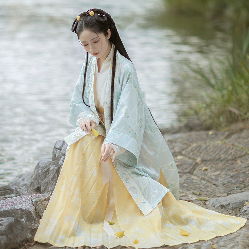 微凉清水溪汉初原创汉服女飞机对襟上衣宽袖子一汉服