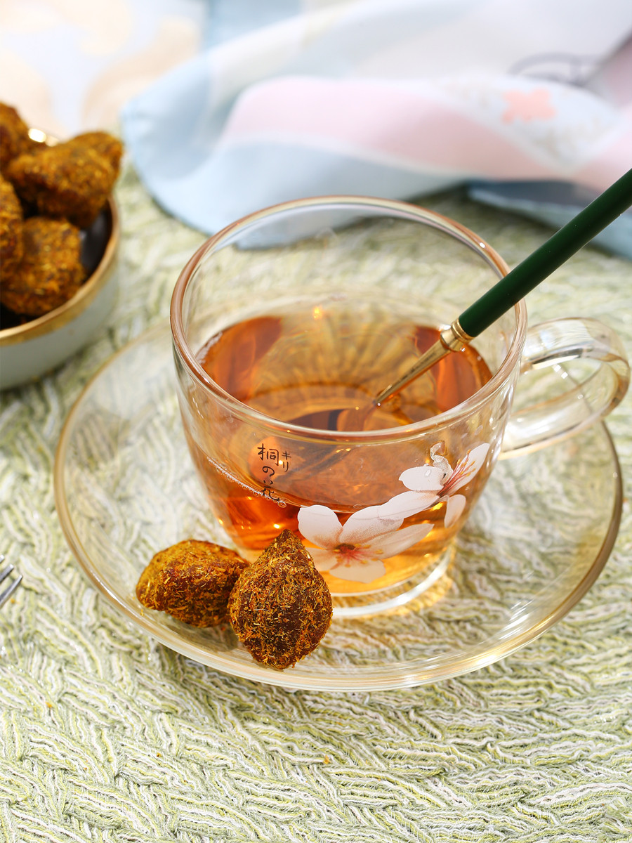 上海哈卡食品精选奶油味香草话梅肉质软糯口感好甘草话梅豫园商店