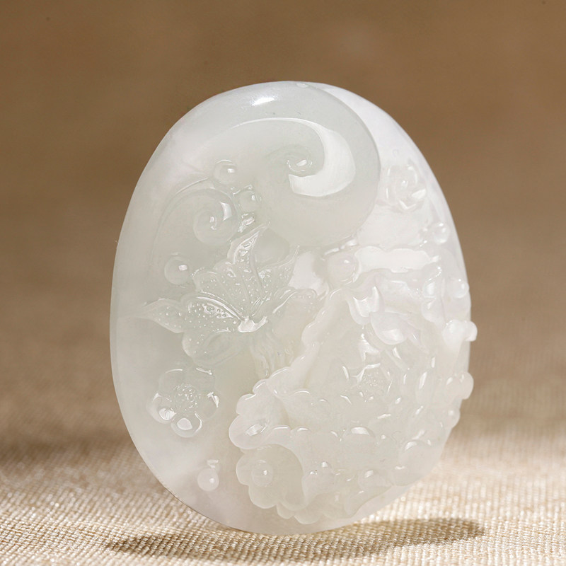 玉友新款南阳天然独山玉冰白料蝶恋花吊坠男女颈饰