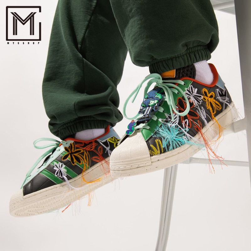 阿迪达斯adidassuperstarsw联名贝壳头刺绣休闲板鞋gx3823板鞋