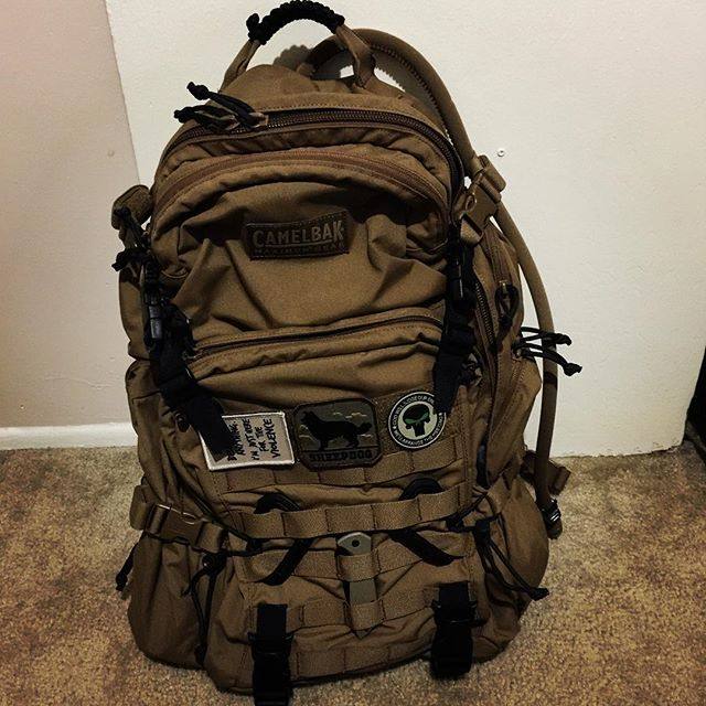 camelbak驼峰bfm大容量户外旅游登山军迷acu迷彩战术双肩背包