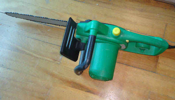 电动园林工具伐木油锯切割机电锯断木外贸样品家用其他类型电锯