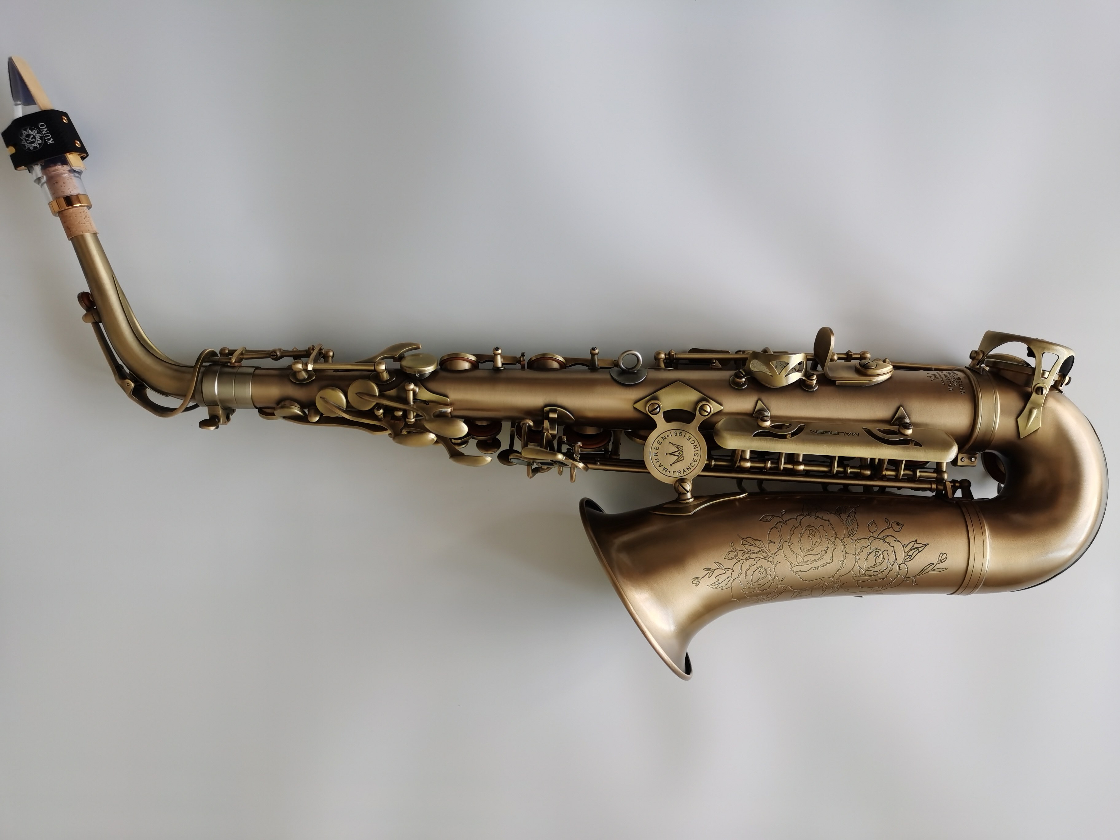 ma-j200f pro定制型中音萨克斯管---->去商城购买