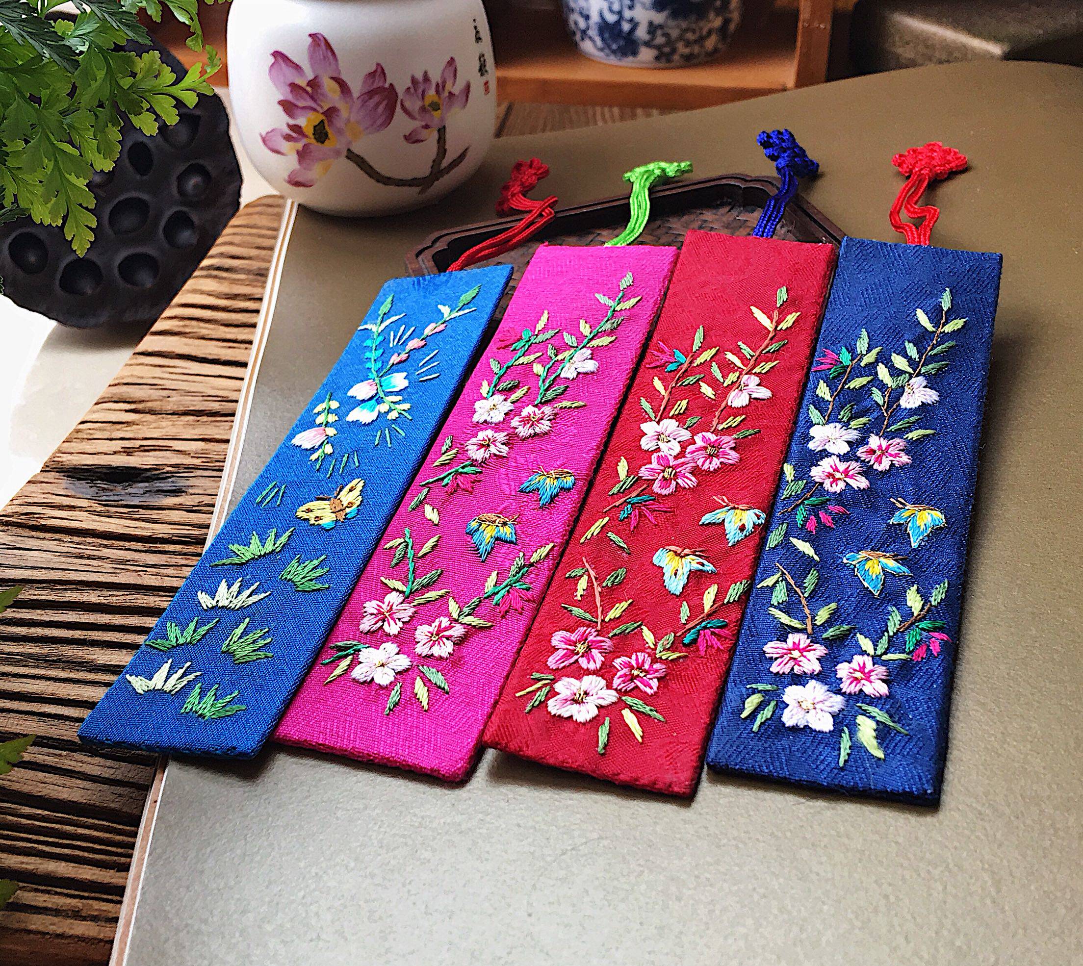 曦手新款苏绣手工刺绣精致中国国风布艺书签书签