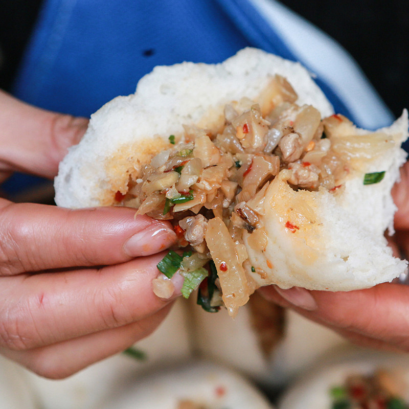 浙江辣味网红小吃龙游葱花馒头农家手工老人传统中式糕点